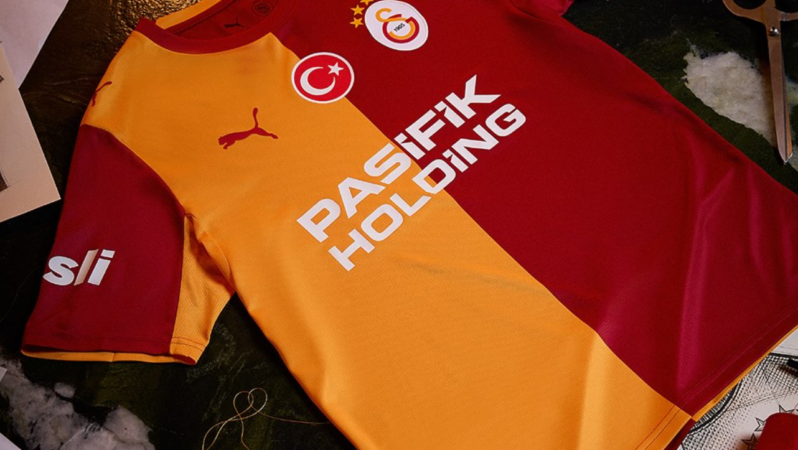 Galatasaray Beş Yıldız Formaları Tanıttı