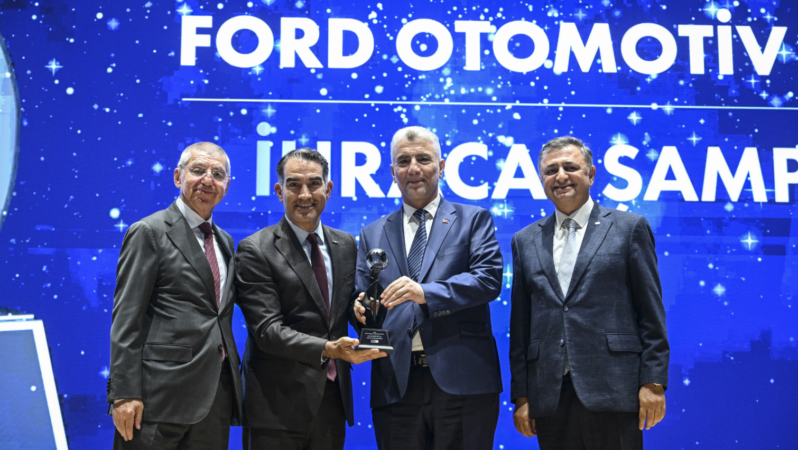 Otomotivde İhracat Şampiyonları Ödüllendirildi