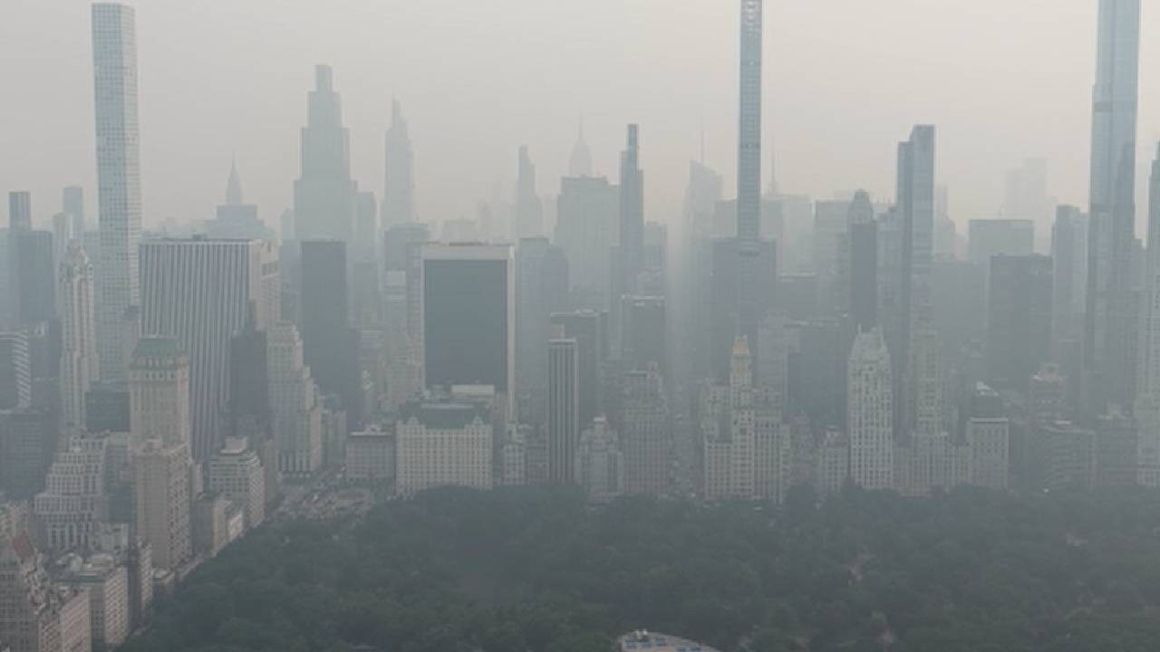 Kanada Yangınları New York’u Duman Altına Aldı