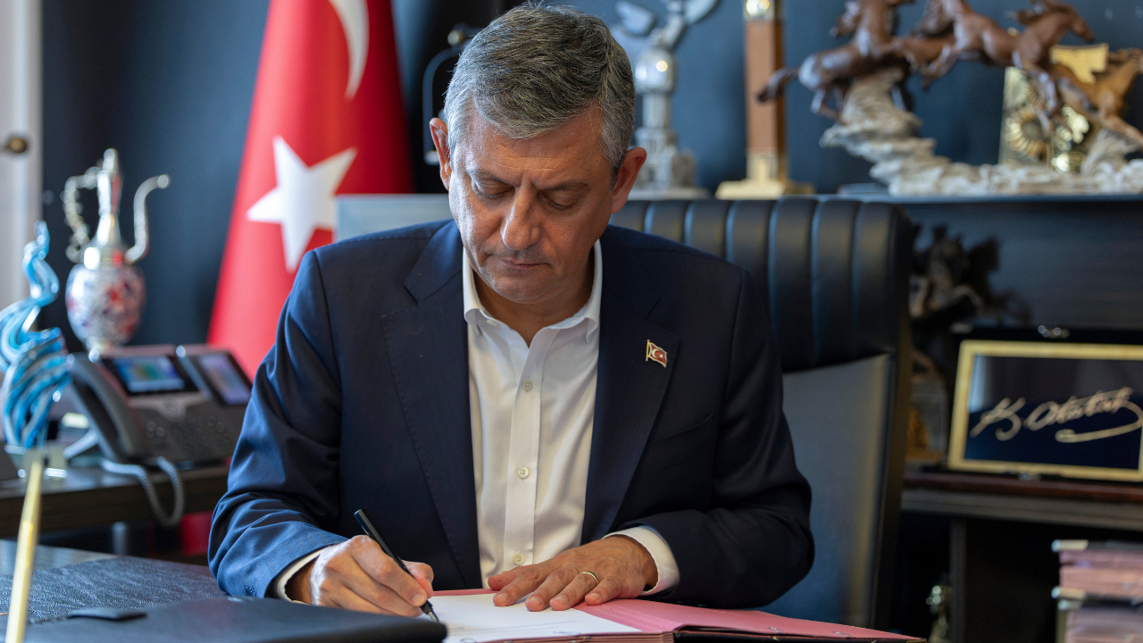 Siyasette Yeni Dönem Yeni Parti