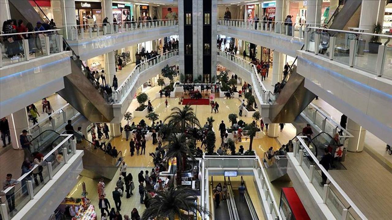AVM Ciroları Reel Olarak Geriledi