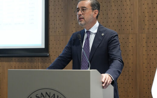 Sanayi İçin Erken Sanayisizleşme Uyarısı
