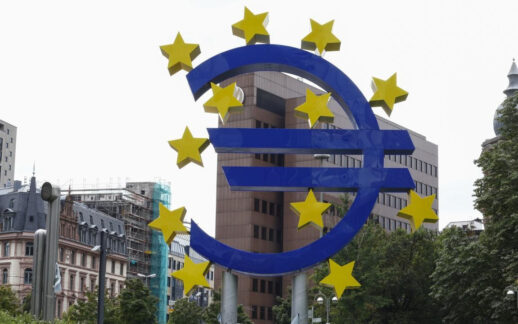 Euro Bölgesi Büyüme Hattına Girdi