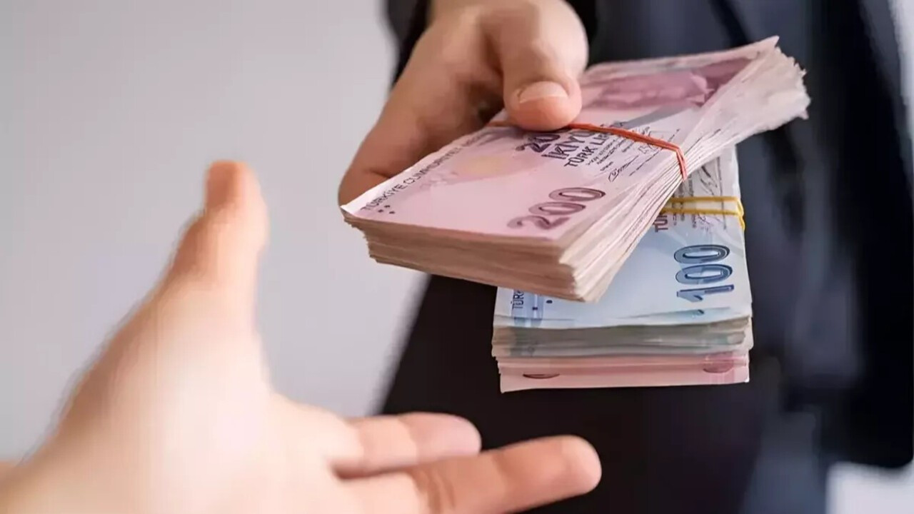 Anayasa Mahkemesi Emekli Zammı Dosyalarını Birleştirdi