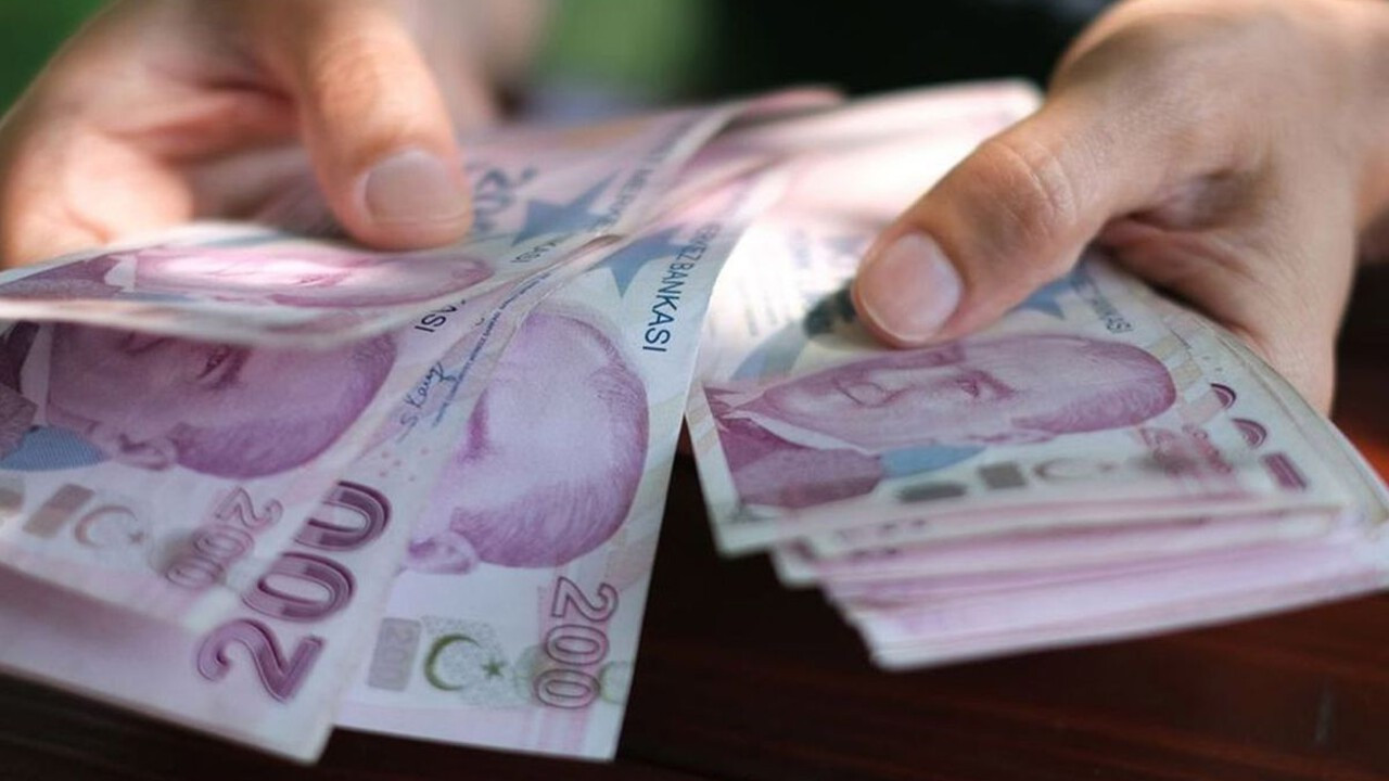 Emekli Kamu Çalışanlarına Seyyanen Zam Çağrısı