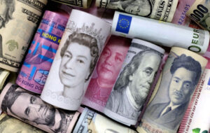 İş Arayanlar Arttı, Açık İşler Geriledi