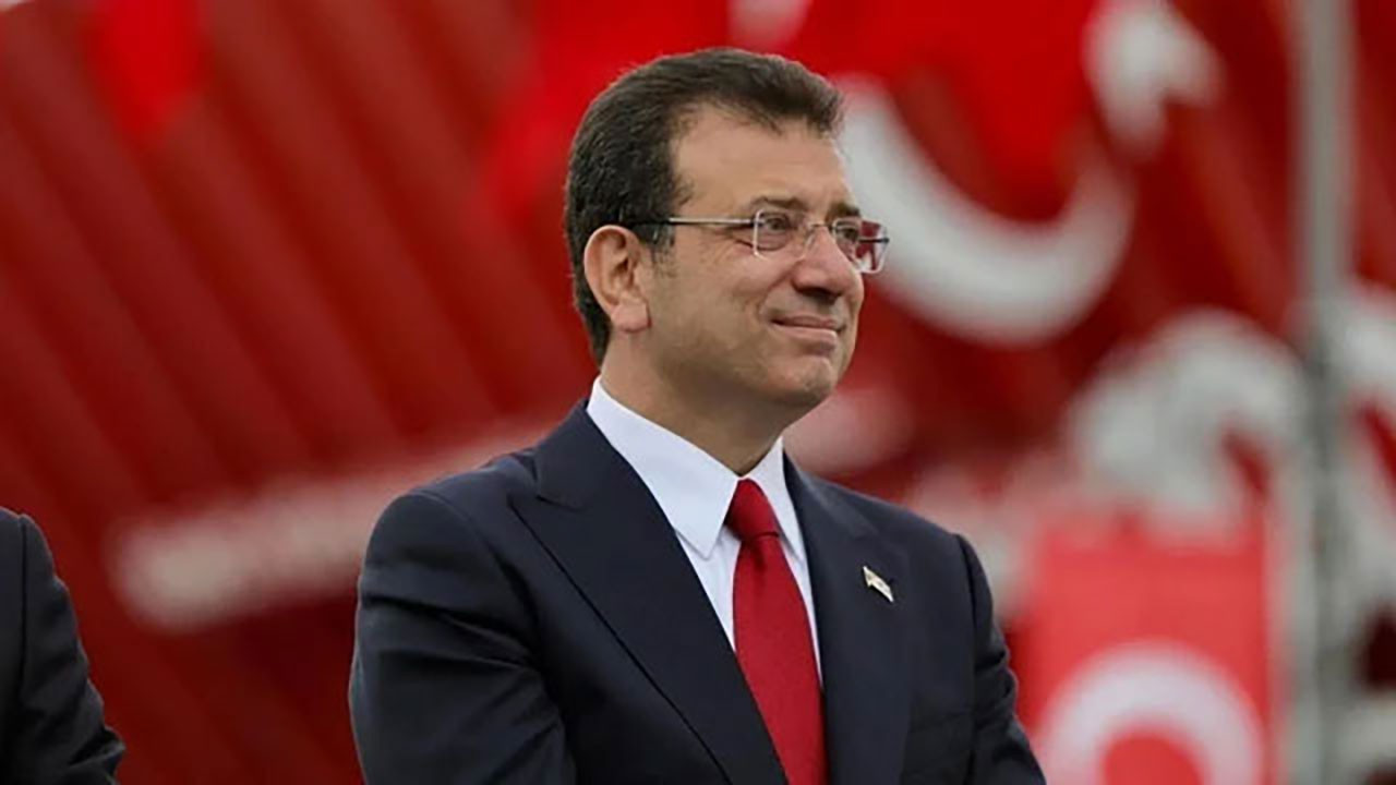 İmamoğlu’ndan Özel’in Yasa Kararına Destek