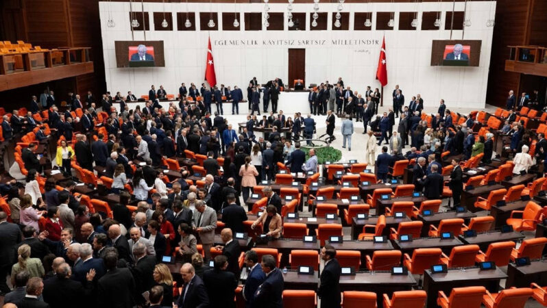 Dayanışma Kanunu Meclis’ten Geçti