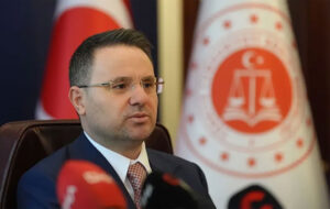 BIST 100 Günü Düşüşle Tamamladı