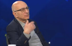 Mahfi Eğilmez: Liyakat Olmadan Güven Olmaz