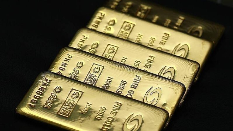 Bankalar Altında 5.000 Doları İşaret Etti