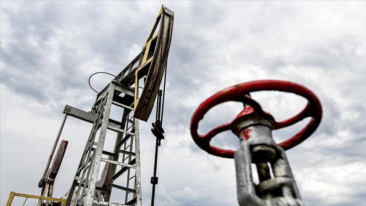 Petrol Fiyatları 100 Doları Aştı