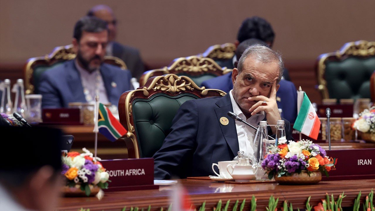 Pezeşkiyan’dan BRICS’e Yerel Para Çağrısı