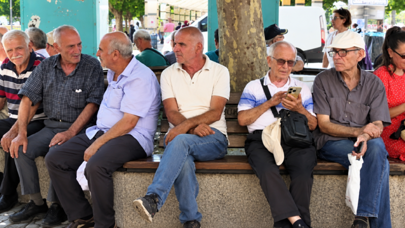 Son Dakika: Kademeli Emeklilikte Gelinen Nokta: 1999-2008 Girişliler İçin Meclis ve Torba Yasa Masasında Neler Var?