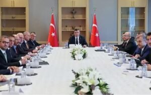 Borsa İstanbul’da Kritik Destek ve Direnç Seviyeleri: 11.900 ve 12.500 Takipte