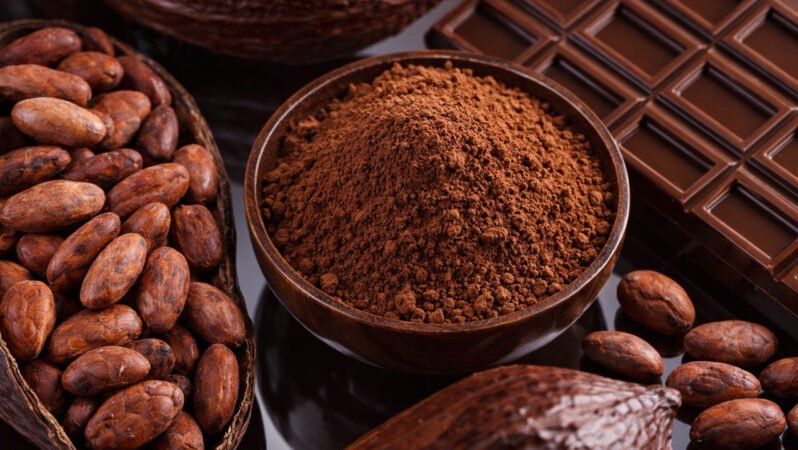 Kahve Fiyatları Bir Ayın Zirvesinde: Kakao Yükseldi, Şeker Geriledi