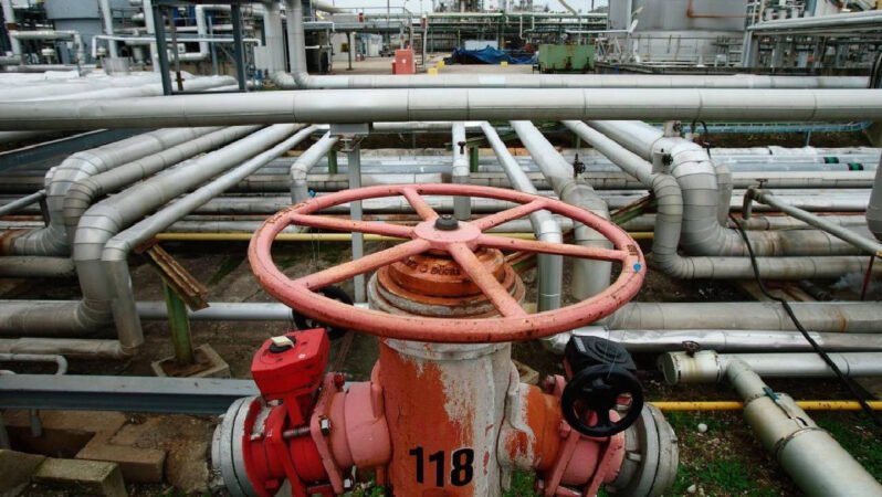 Avrupa Doğal Gaz Fiyatları 90 Euro’yu Aştı: Kış Öncesi Enerji Krizi Endişesi Tırmanıyor