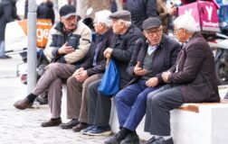 Kademeli Emeklilikte Son Durum Netleşti: 1999-2008 Girişliler İçin Meclis Ve Torba Yasa Masasında Neler Var?